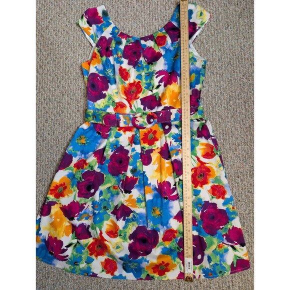Dressbarn Womens Dress Size 10P White Floral Tank Sleeveless Belted Summer Trad - Picture 5 of 15